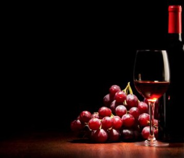 红酒不仅能喝 健康成分更可入药